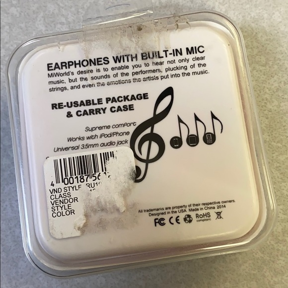 Earphones with Built in Mic - Picture 2 of 3